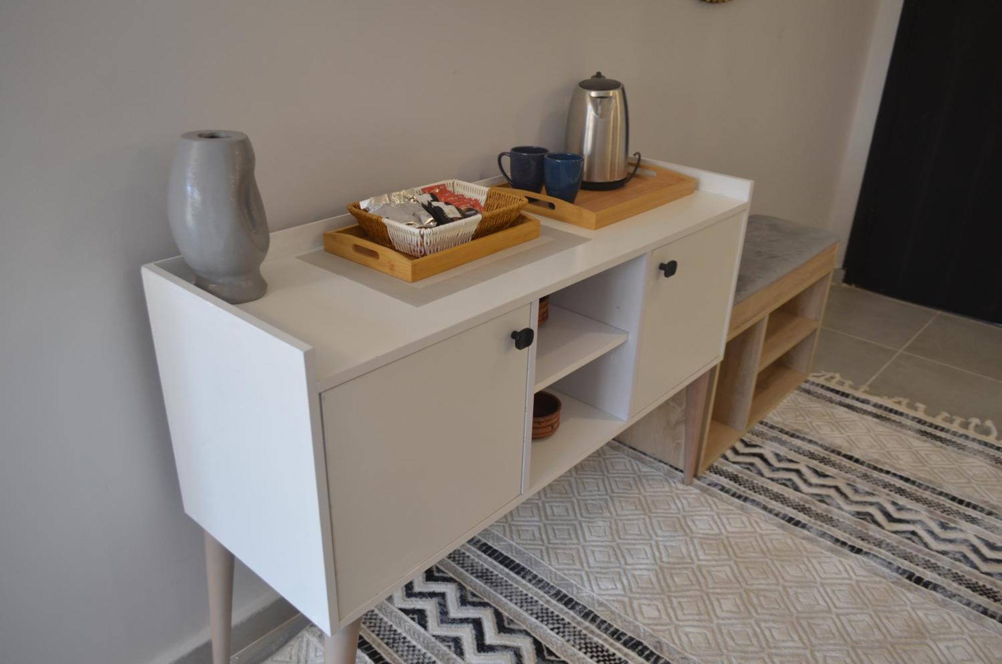 Apartment Sunny Haven 1br Near Airport *